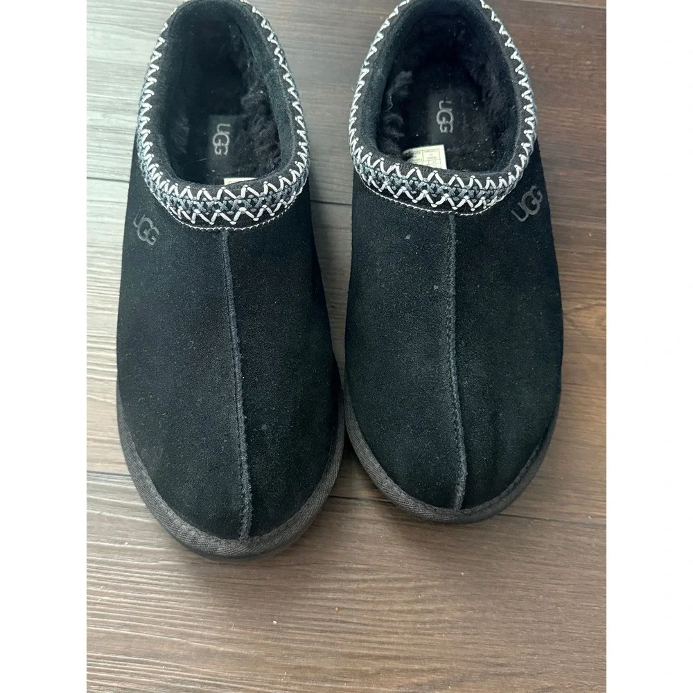 Black Tasman Uggs shoes / slippers